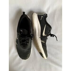 Nike Flex Men's 11 AJ5900-013 black gray white lightweight, gently used